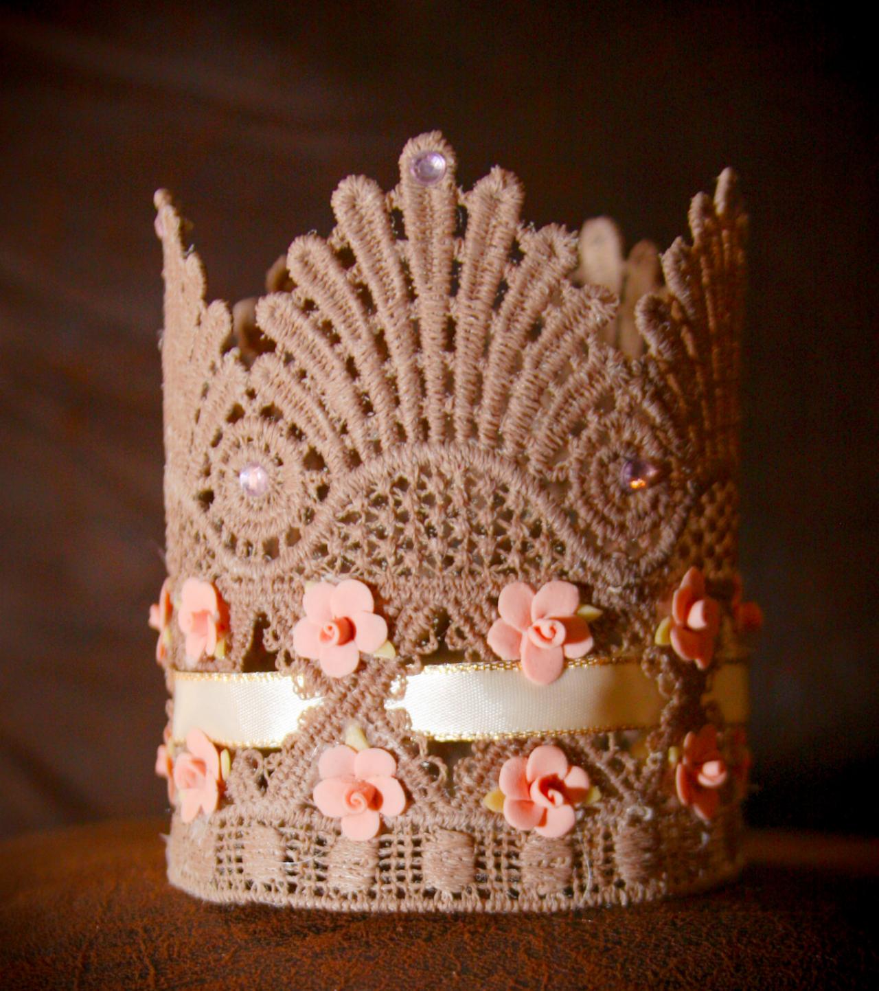 Crown- Vintage Crown - Photography Prop